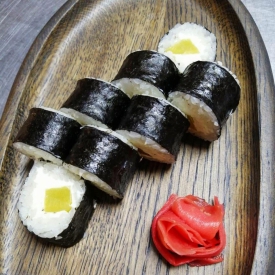 Маки с такуаном